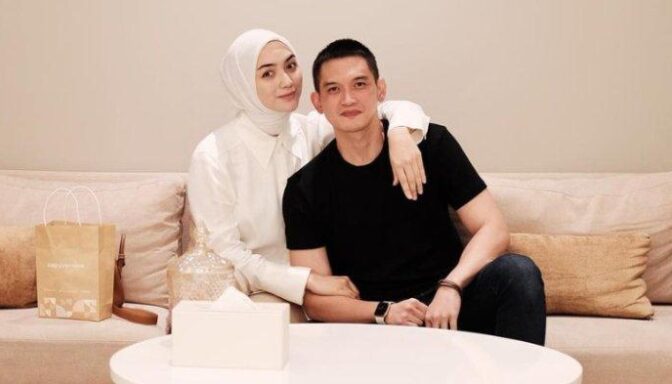 Citra Kirana Holds Back Tears As She Reveals Her Reaction When She First Found Out That Rezky Aditya Had A Child With Another Woman