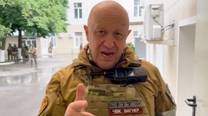 yevgeny prigozhin makes his debut in belarus a satire on russia s wartime conditions in ukraine 4d1ef72