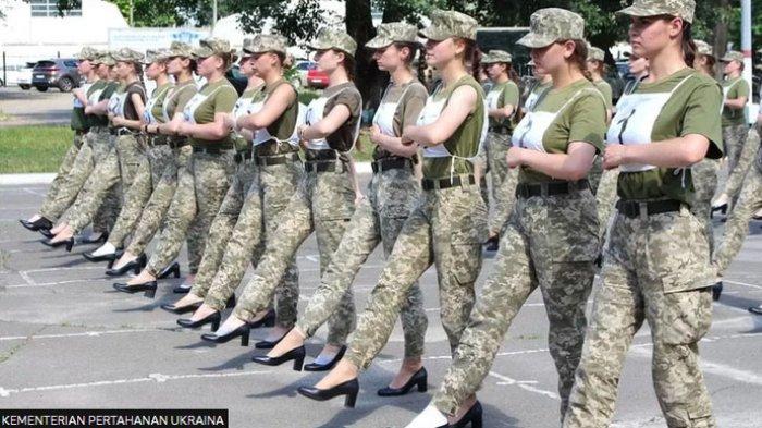 portrait of ukrainian soldiers in the war wear men s underwear slandered killed in splits 766c723
