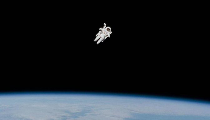 Why Is Space Dark Even Though There Is A Sun? Here Is The Answer