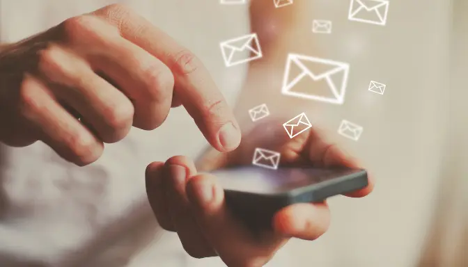 Cara Mengatur Email di iPhone dengan Mudah