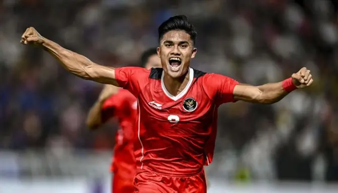 Ramadhan Sananta melakukan selebrasi usai mencetak gol
