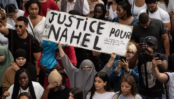 Penembakan Dan Larangan Hijab Dua Wajah Perpecahan Rasial Di Prancis