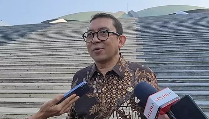 Tanggapan Fadli Zon Soal Aksi Ganjar Pranowo Telepon Heru Budi: Biasa Saja dalam Tahun Politik
