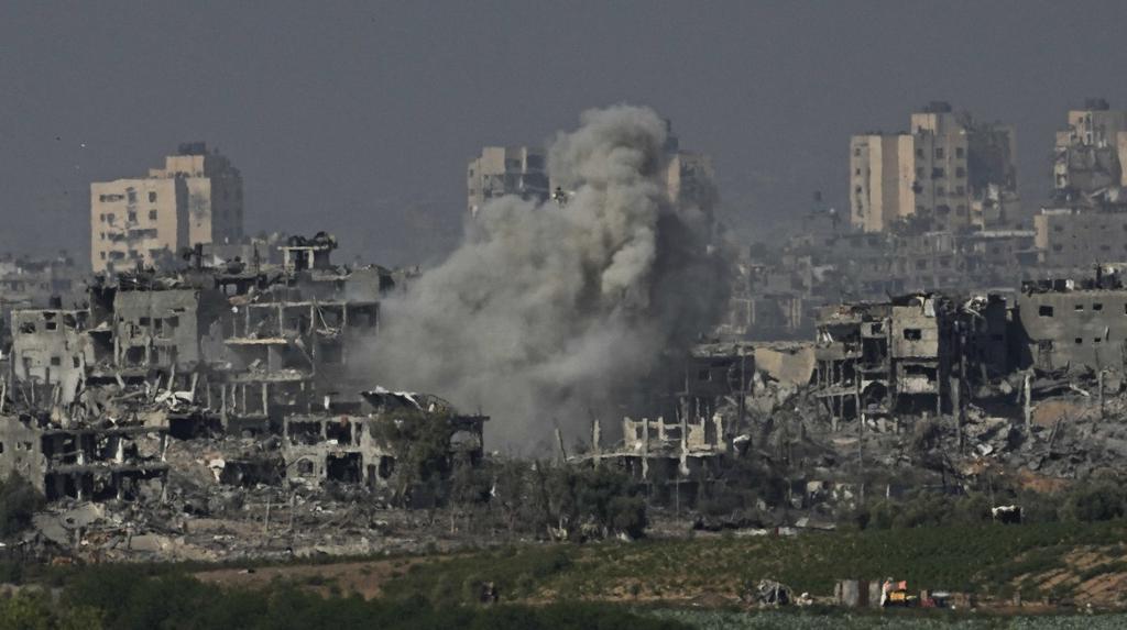 Momen militer Israel menggempur Jalur Gaza dalam perang melawan Hamas