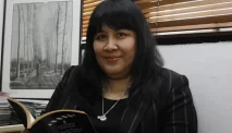 Leila S Chudori: Penulis yang Berani dan Berbakat
