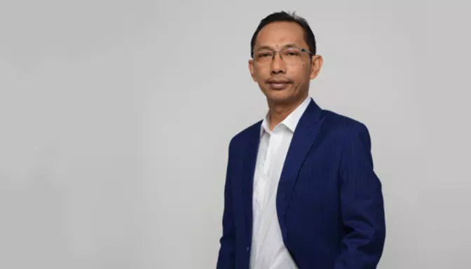 Ramlee Awang Murshid: Novelis Malaysia yang Mendunia