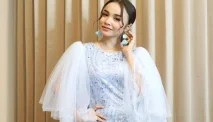 Chord Gitar Dan Lirik Lagu Delima – Tasya Rosmala: Delima Abang Pulang, Trending Di YouTube Music