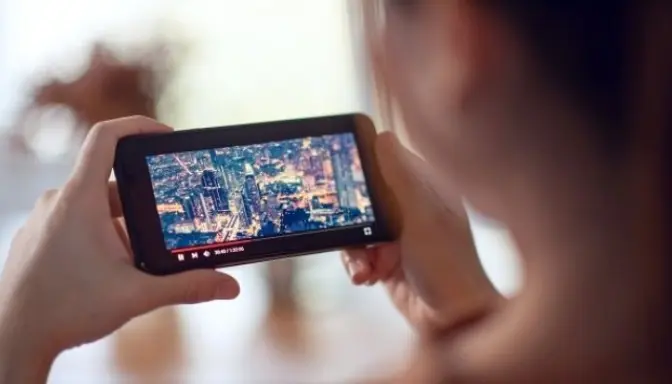 XYZ TV APK, Streaming TV dan Film Gratis di Android