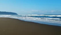 Menjelajahi Keindahan Pantai Parangtritis, Pesona Pasir Hitam dan Legenda Ratu Laut Selatan