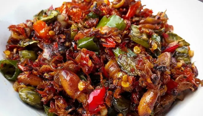 Resep Sambal Cumi Pedas Manis Gurih, Bikin Nagih!