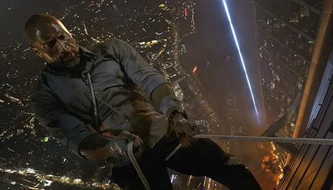 Sinopsis Film Skyscraper (2018), Aksi Menegangkan Dwayne Johnson di Gedung Tertinggi Dunia
