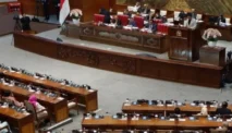 RUU Pilkada Disahkan DPR, Apakah Putusan MK Bisa Dibatalkan?