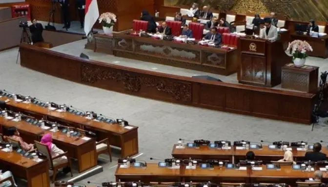 RUU Pilkada Disahkan DPR, Apakah Putusan MK Bisa Dibatalkan?