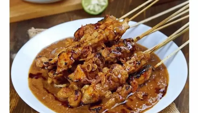 Resep Bumbu Kacang Sate Ayam yang Bikin Nagih