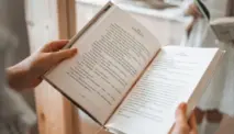 Menggali Lebih Dalam: Nilai Moral, Sosial, Pendidikan, dan Budaya dalam Setiap Lembar Novel