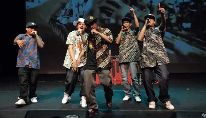 Jogja Hip Hop Foundation Bawa Budaya Jawa ke Kancah Global 3 Jogja Hip Hop Foundation Ekspansi ke Panggung Internasional