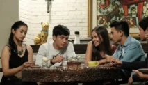10 Rekomendasi Film Antara Cinta dan Persahabatan yang Bikin Baper