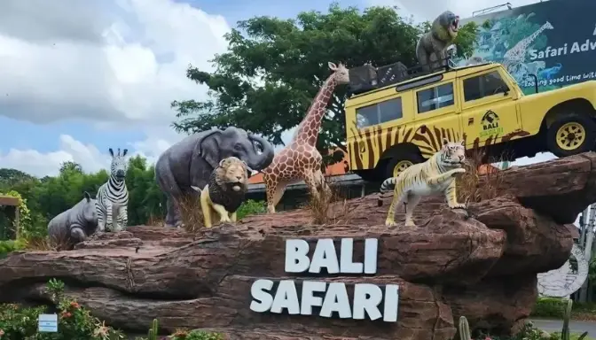 10 Wisata di Bali 2025 yang Wajib Kamu Kunjungi, dari Pantai hingga Air Terjun 10 Bali Safari and Marine Park: Safari Hewan yang Edukatif