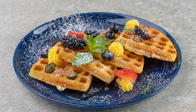Lezatnya Sarapan Akhir Pekan, Resep Waffle Renyah yang Bikin Nagih!