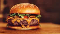 Peluang Usaha Hamburger di Tengah Tren Kuliner Kekinian
