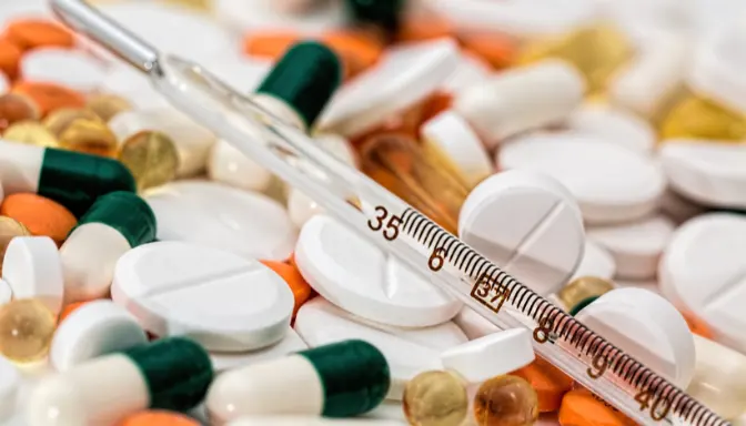 Waspada Kombinasi Obat! Drug Interaction Checker, Penyelamat Baru Kesehatan Kamu