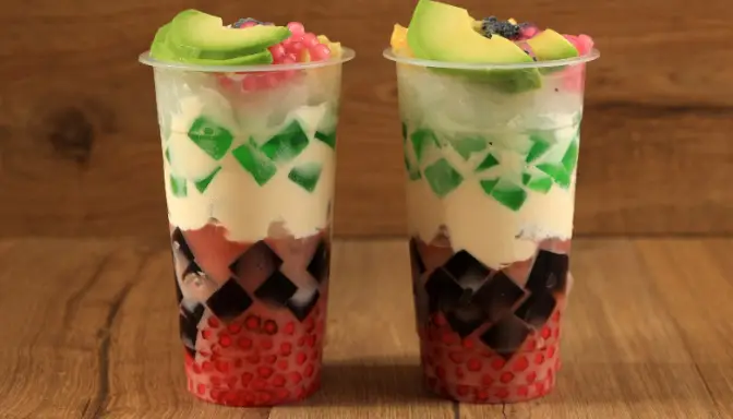 Peluang Usaha Es Buah, Bisnis Modal Kecil yang Tak Pernah Sepi Peminat